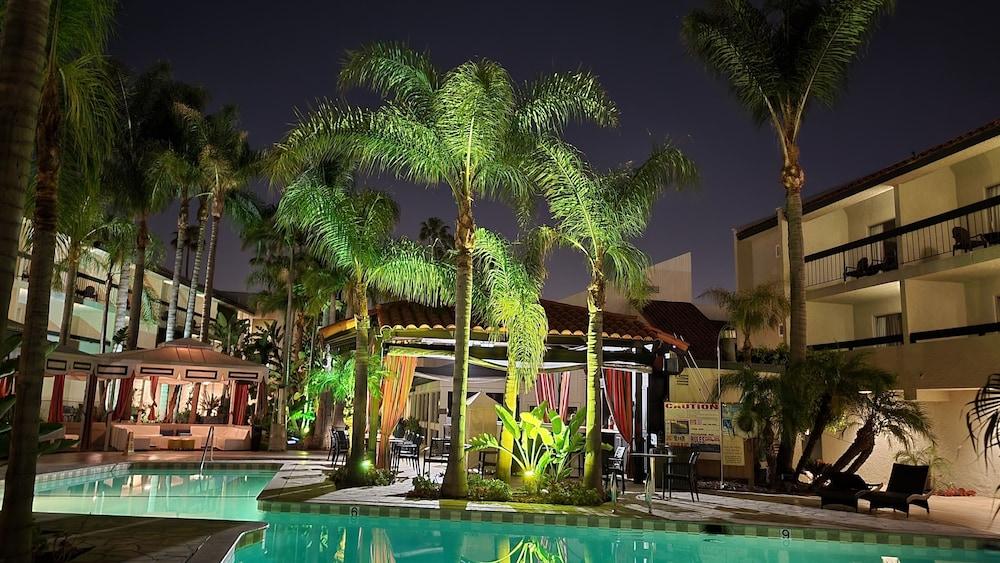 Atrium Hotel Orange County Irvine Exterior foto